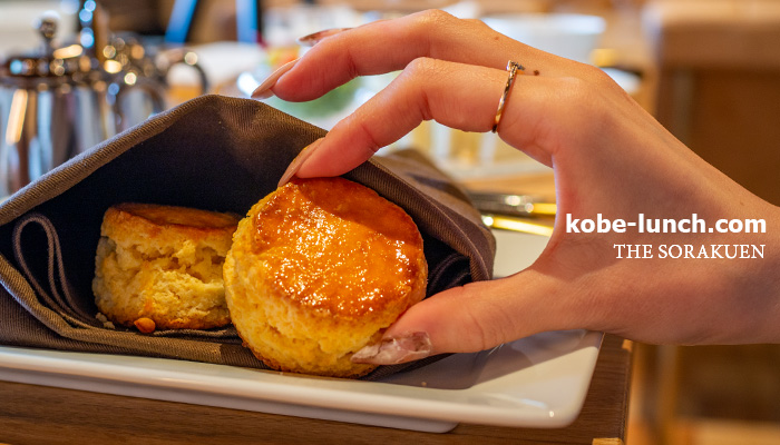 相楽園パーラ－　ストロベリーアフタヌーンティー