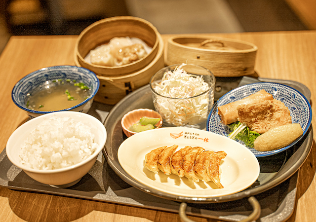 点心爛漫セット・・・1,280円（税込1,408円）