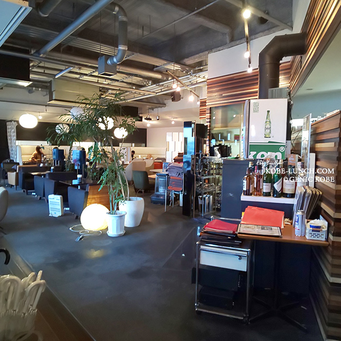 リアルダイニングカフェ インテリア