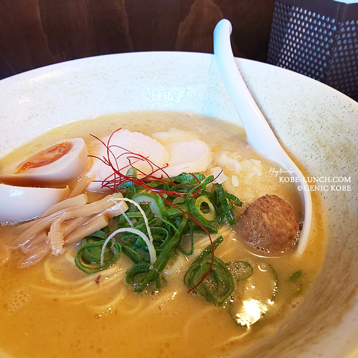 鶏白湯 麺屋武一