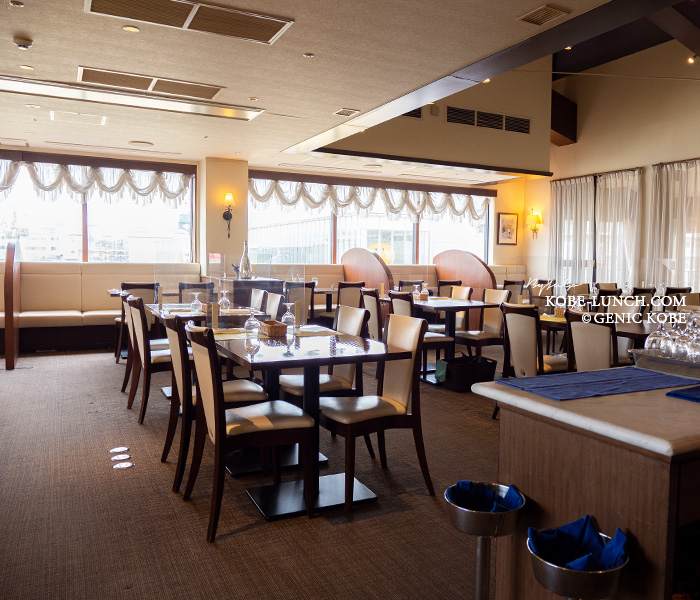 ハーバーランド オステリアガウダンテの内観