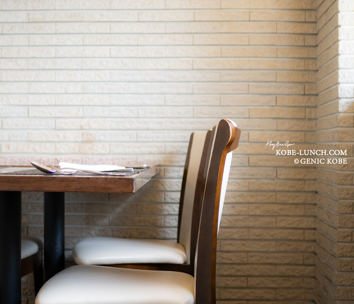 モザイクのオステリアガウダンテ