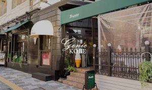 三宮エキゾ横にBespoke(ビスポーク)っていう焼鳥に窯焼きピザもあるカフェがオープンしてる