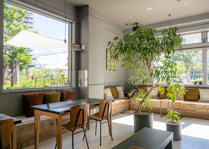 ハーバーランドのアダストラベーカリーのインテリア