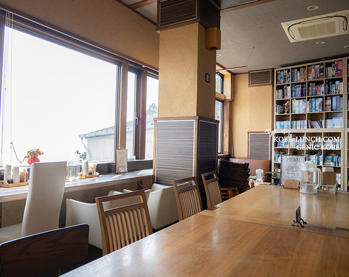 カフェ702