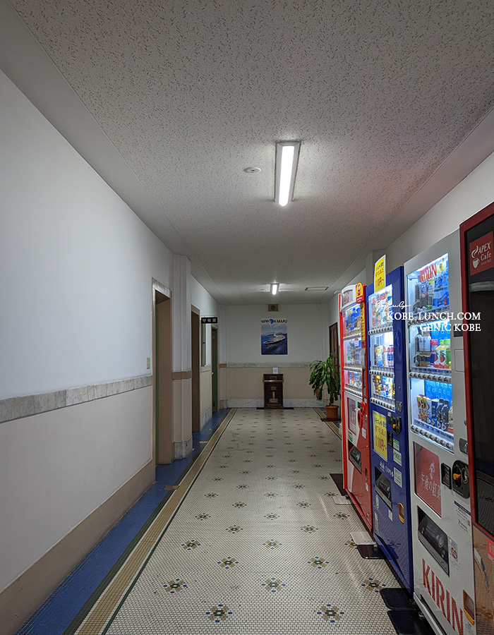 神戸商船三井ビル1階エントランスエリア