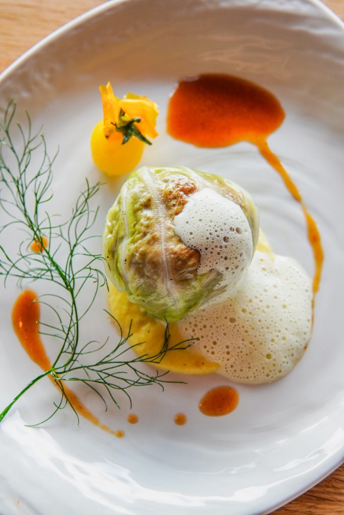 相楽園パーラーで《夏季限定》シェフ特製のとうもろこしランチコース