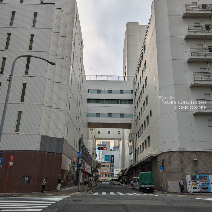 ブルーボトルコーヒーが三宮にオープン