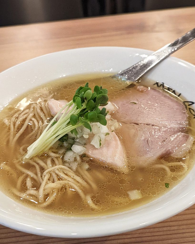 神戸三宮「MEN SONAN」(メンソナン)