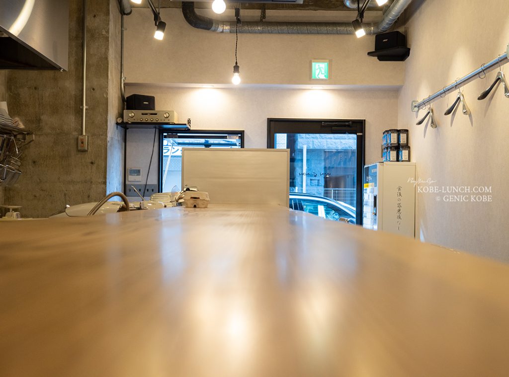 「MEN SONAN」(メンソナン) 神戸三宮