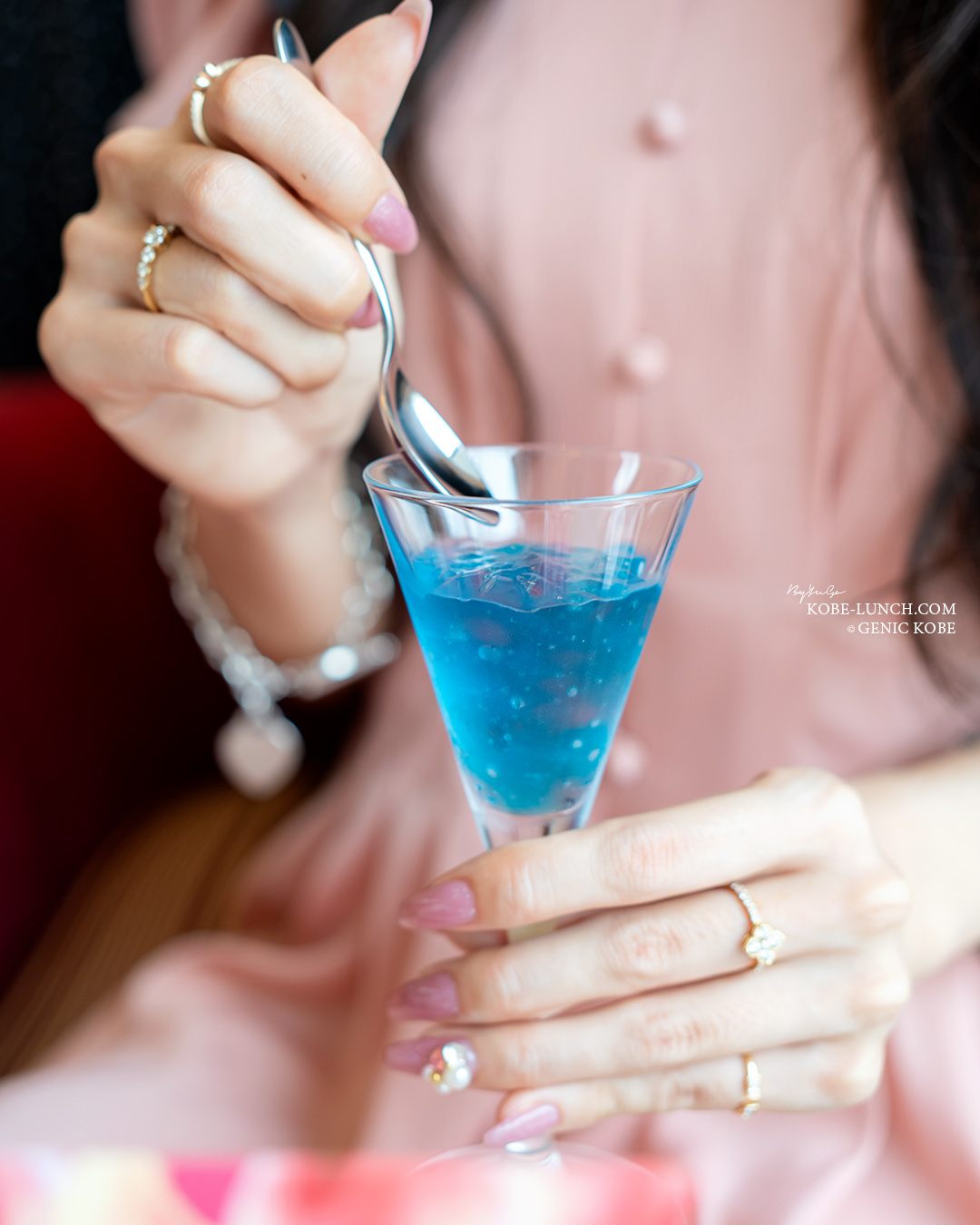 ラスイート神戸の桃のアフタヌーンティー