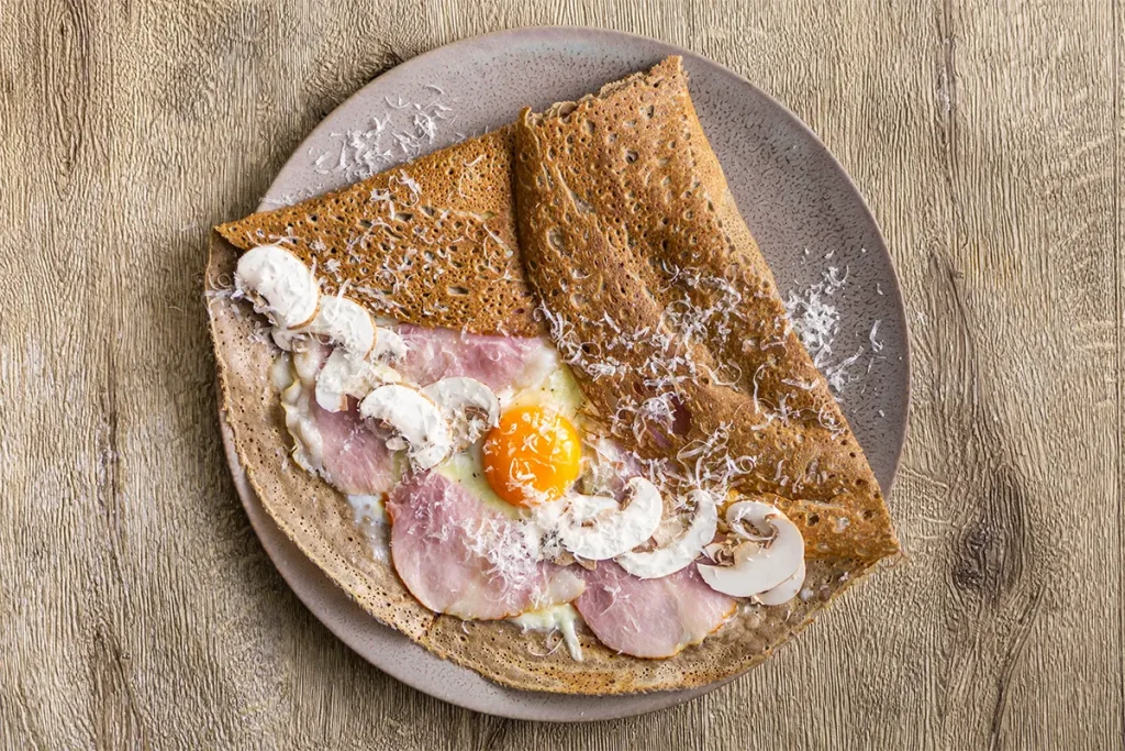 三ノ宮トアウエスト CREPE & GALETTE TOOTH TOOTH