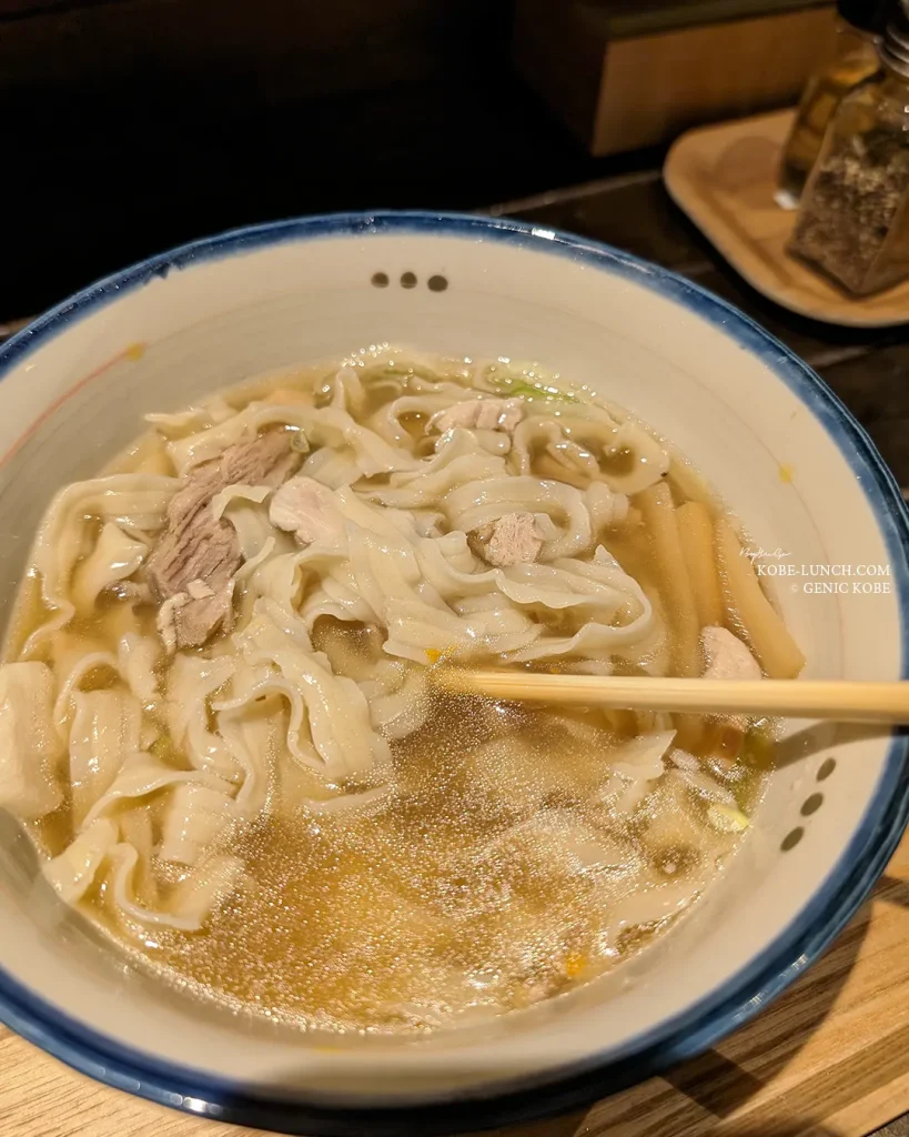 神戸三宮東の「1/f （エフブンノイチ）」