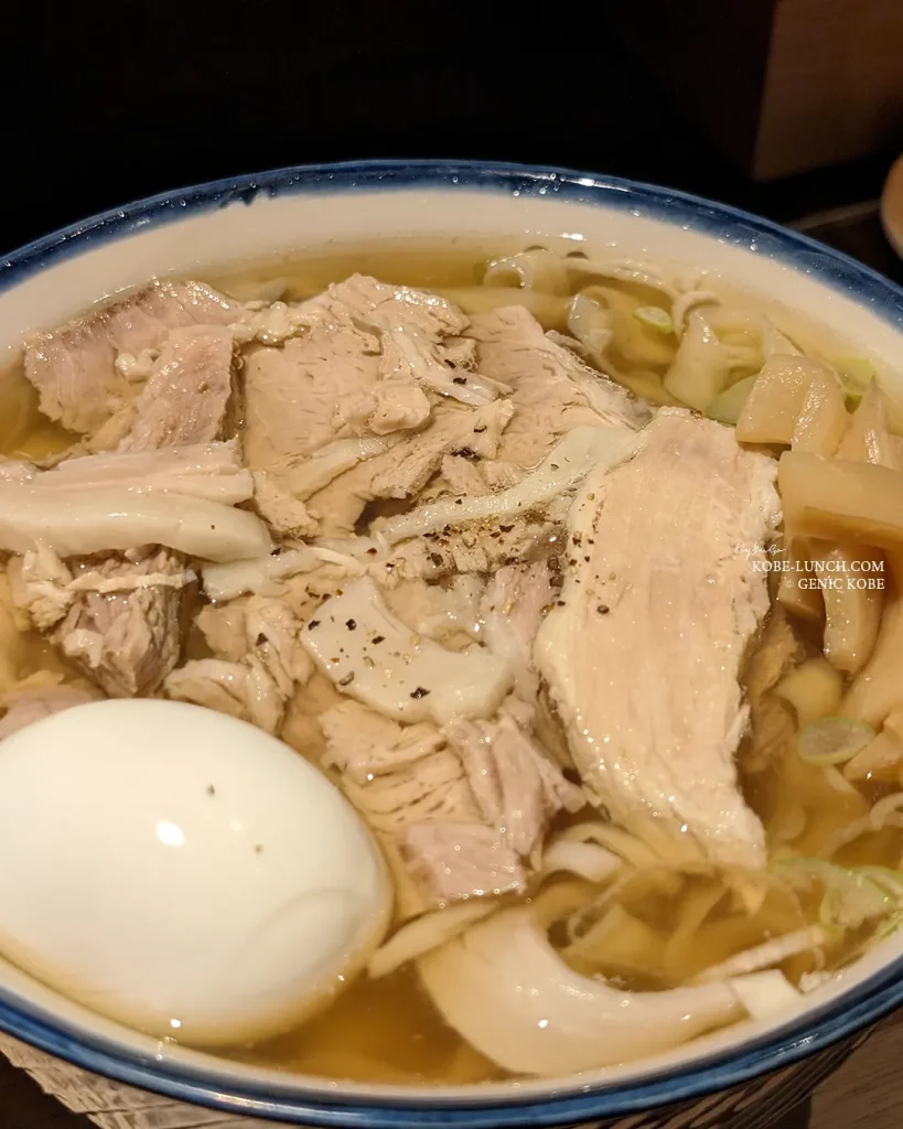 三宮東の「1/f （エフブンノイチ）」