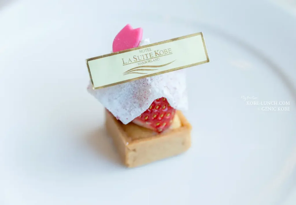 Strawberry × Sakura Afternoon Tea~春の訪れ~