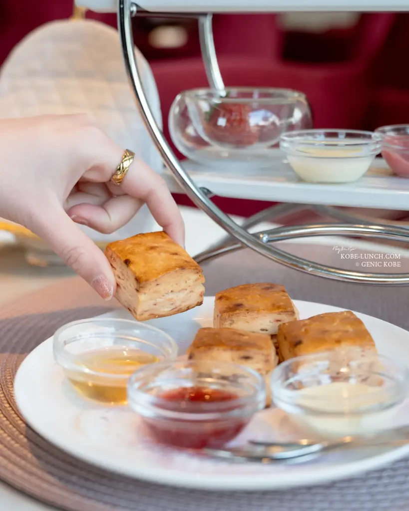 ラスイート神戸 苺のアフタヌーンティー