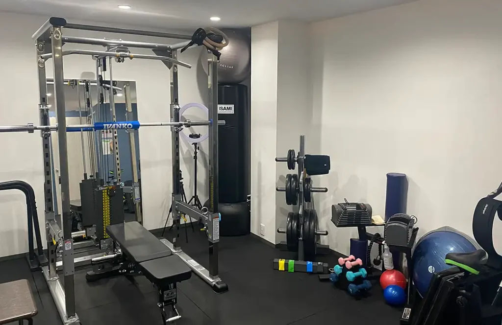 三宮にオープンしたパーソナルジム「FLOW GYM」