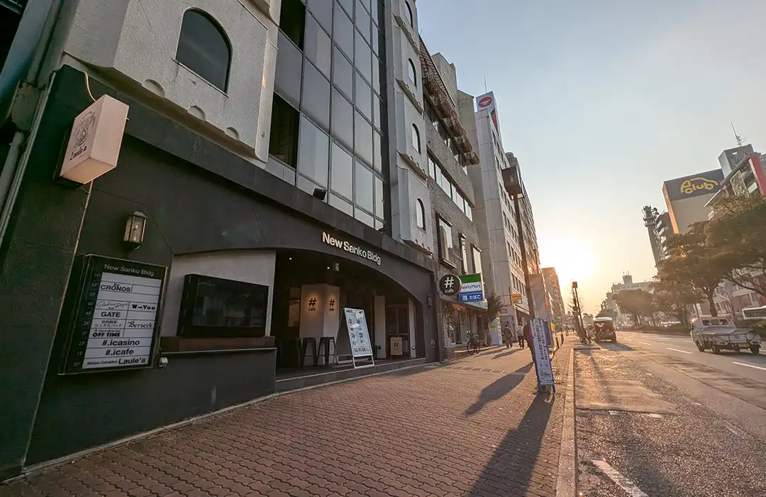 三宮にマッチョがいる筋肉BAR「筋肉酒場🍷シックスパック」さんがオープンしたよ