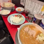 中華鍋でこれが札幌流や!三宮で行列のできるキヨリトさんで札幌ラーメンを堪能