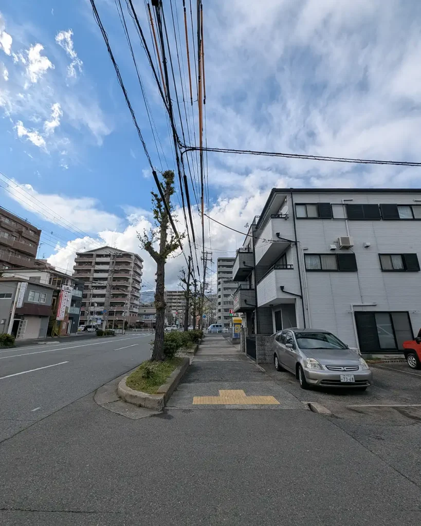 24h無人ホルモン直売所 東灘魚崎店