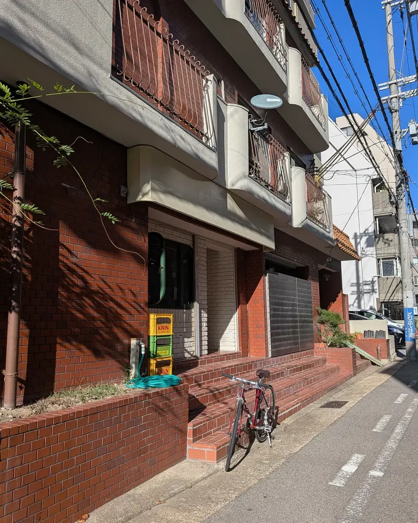 神戸花隈に「セロリ celery」さんがオープンしてる、ワインが飲めるお店