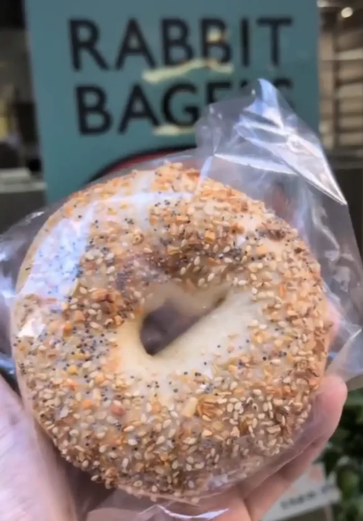 兵庫県初上陸！神戸元町に「RABBIT BAGELS」さんがオープンするよ